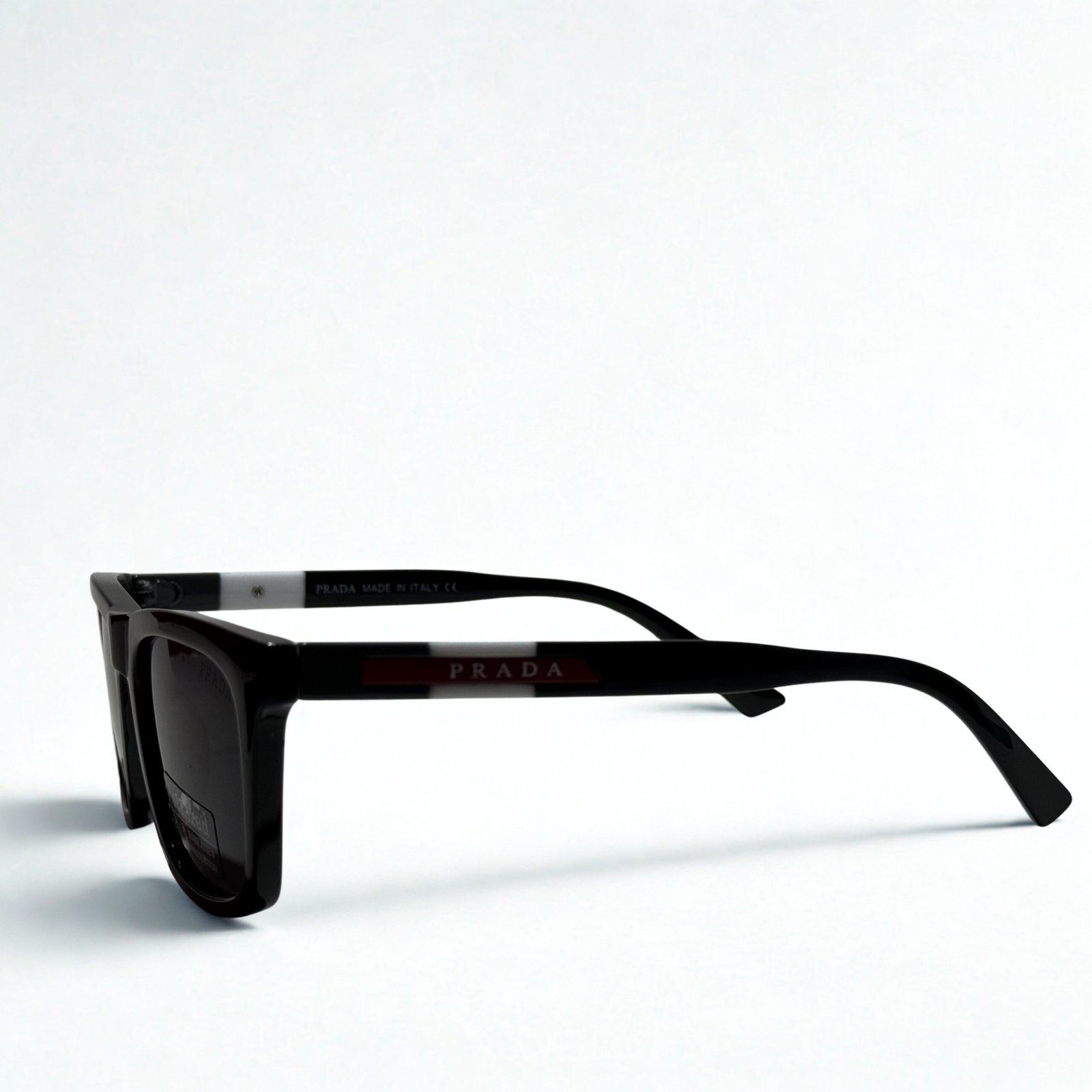 44becc53-b1f5-4765-abf4-ba5d408f67cb.jpg Prada Γυαλιά Ηλίου - Image 1