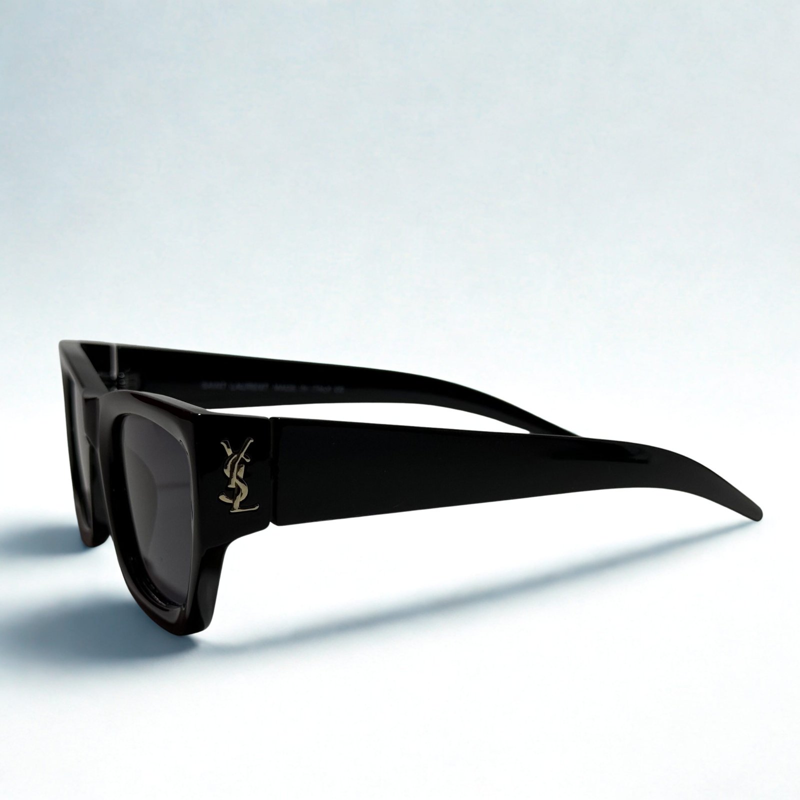 65053cd7-1b49-47a1-a969-fbff99ff8aee.jpg YSL Γυαλιά Ηλίου - Image 1