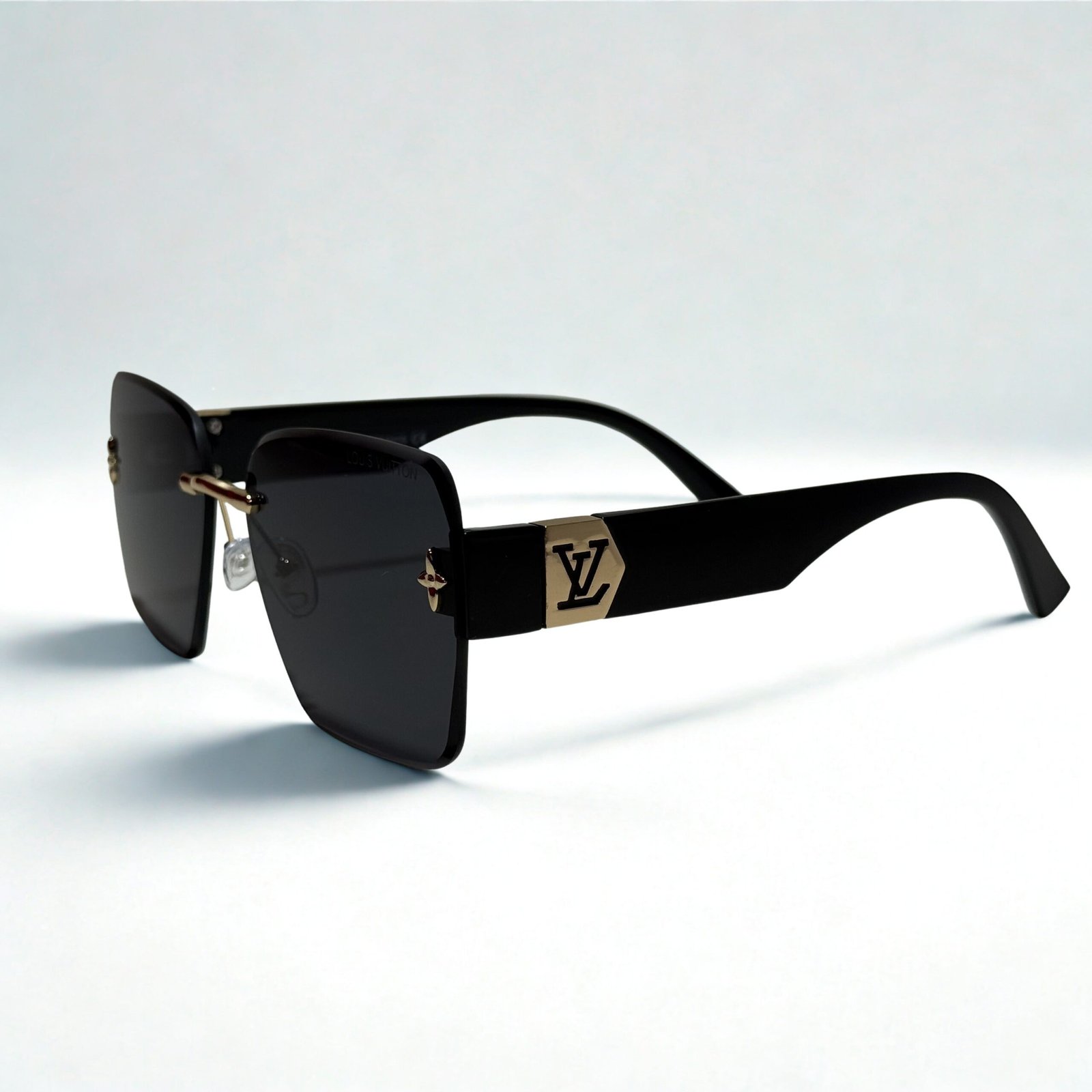 6a07e80d-a474-4caa-add6-823cce5446e9.jpg Louis Vuitton Γυαλιά Ηλίου - Image 1